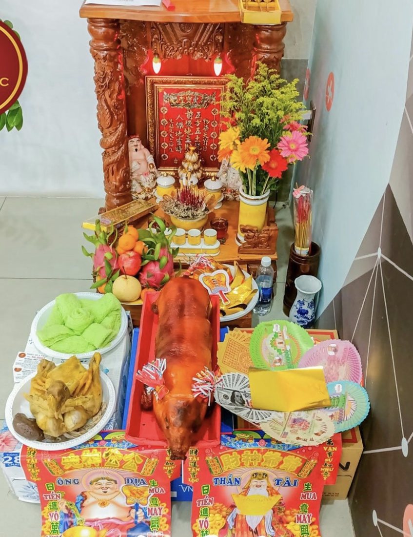 Mâm cúng trọn gói đầy đặn, tươm tất của Đồ Cúng Thiên Ân